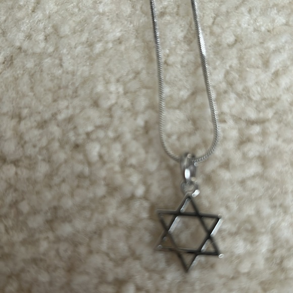 Jewelry - Silver colored Star of David necklace